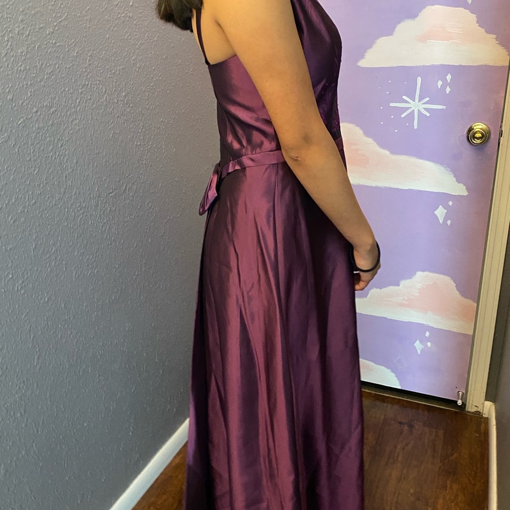 Dress - Picture 2 of 5